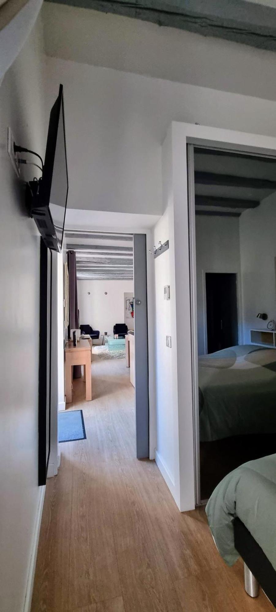 Appartement De Charme Au Coeur De La Vieille Ville Annecy Exterior photo